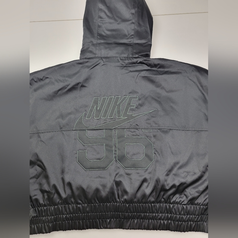 Nike Circa 96 Women's Black Hooded Jacket Size Large DV8082-010 New - Picture 4 of 9